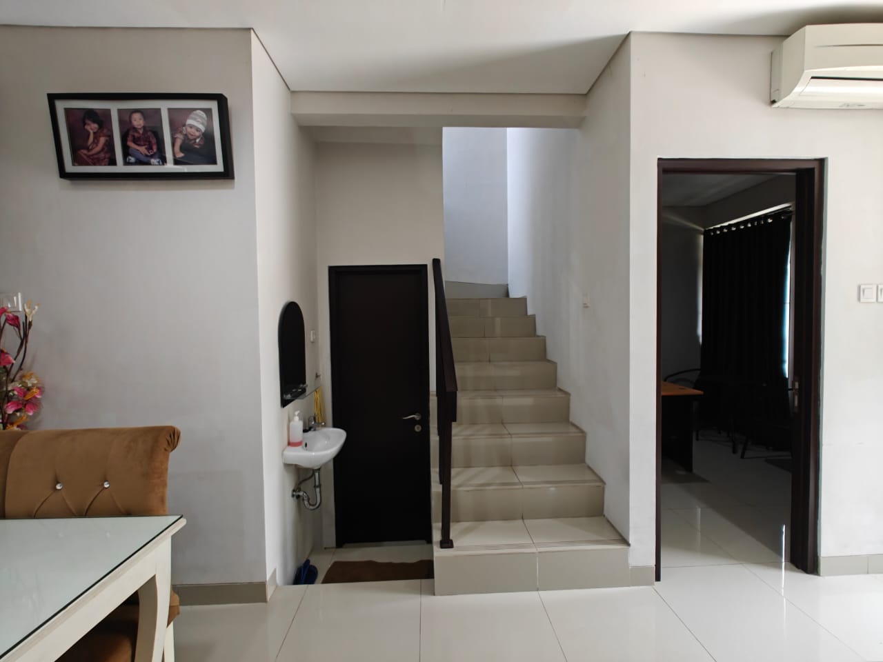 Rumah Disewakan Fully Furnished di Cluster Cosmo Lippo Cikarang